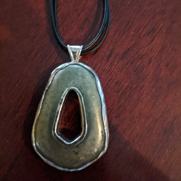 Double sided Onyx/Pyrite and sterling silver pendant on leather cord - Picture 4 of 5